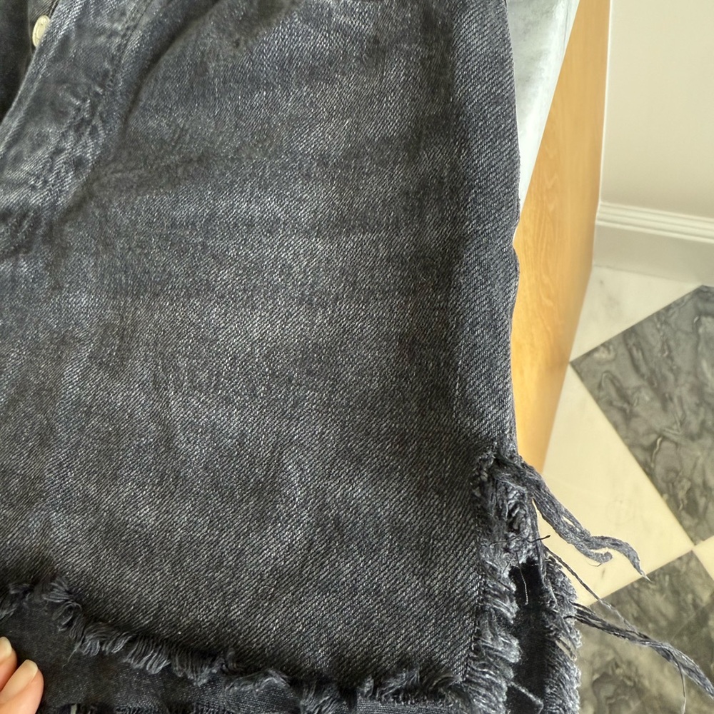 AGOLDE Dee short in size 27 faded black wash - button fly - Picture 4 of 5